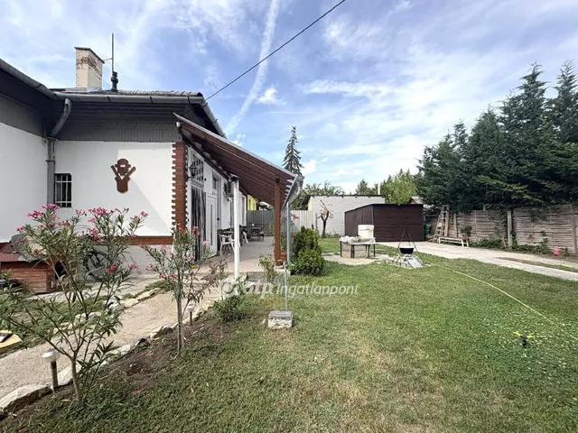 Eladó lakás Budapest XXI. kerület 72 nm