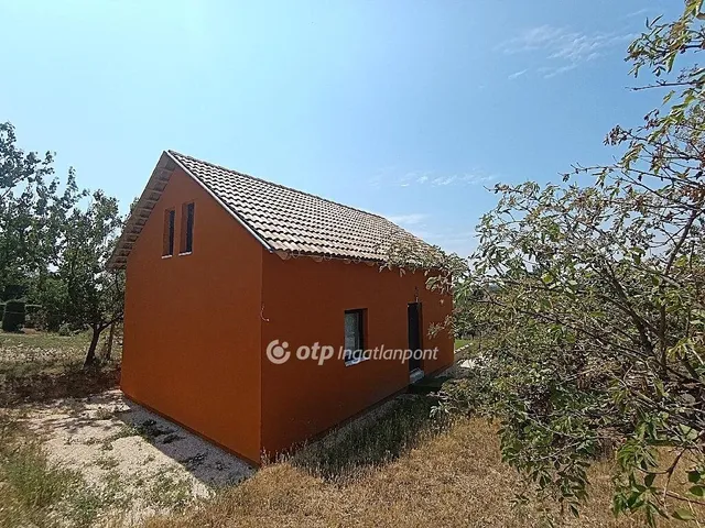 Eladó ház Tárnok, Öreghegy 80 nm