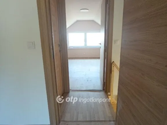 Eladó ház Tárnok, Öreghegy 80 nm