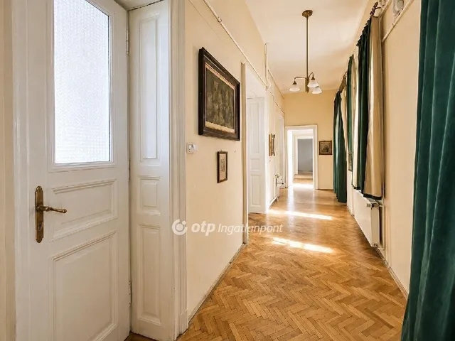 Eladó lakás Budapest VII. kerület 136 nm