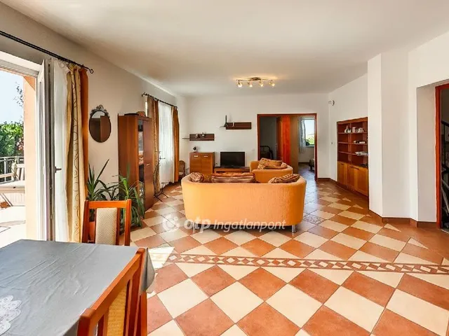 Eladó ház Páty 185 nm