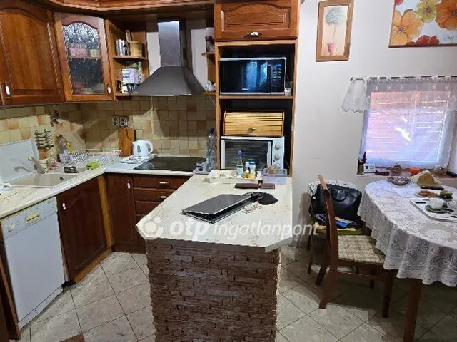 Eladó ház Érd 136 nm