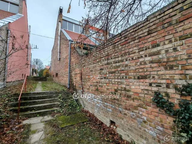 Eladó lakás Perbál 89 nm