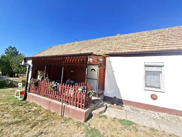 Eladó ház Ráckeresztúr 71 nm