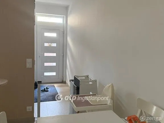 Eladó lakás Érd 70 nm
