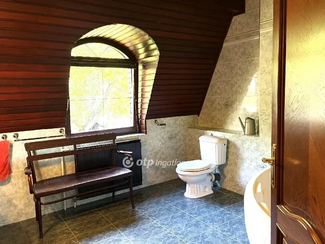 Eladó ház Budapest XI. kerület, Sasad-Sashegy XI. ker. 654 nm