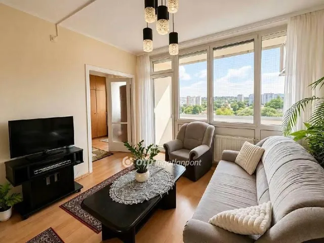 Eladó lakás Budapest XI. kerület 70 nm