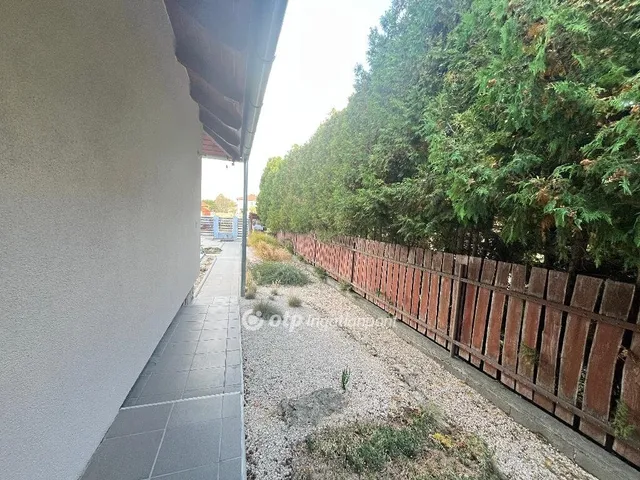 Eladó ház Érd, Parkváros 243 nm