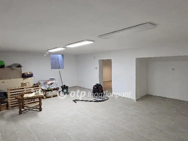 Eladó ház Érd 160 nm