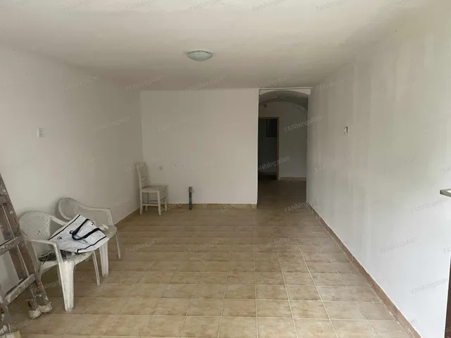 Eladó ház Csolnok 33 nm