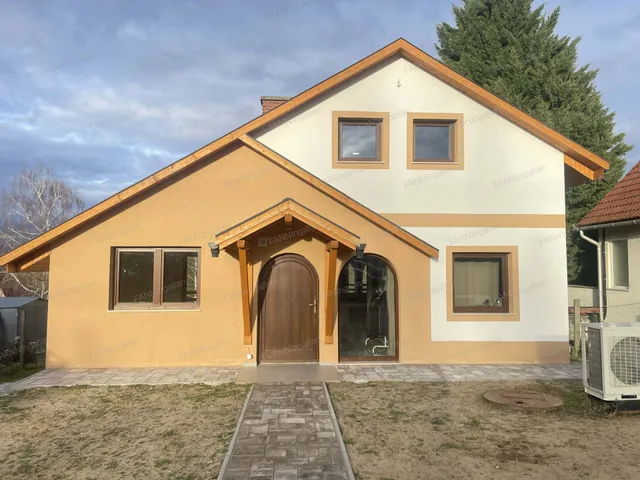 Eladó ház Esztergom 118 nm