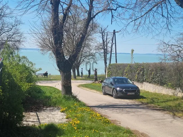 Eladó üdülő és hétvégi ház Balatonakarattya 45 nm