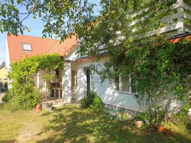 Eladó ház Balatonszárszó 140 nm