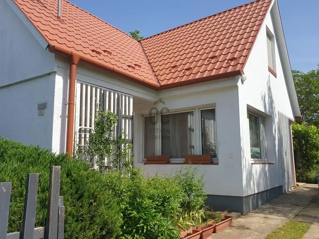 Eladó ház Balatonszárszó 140 nm