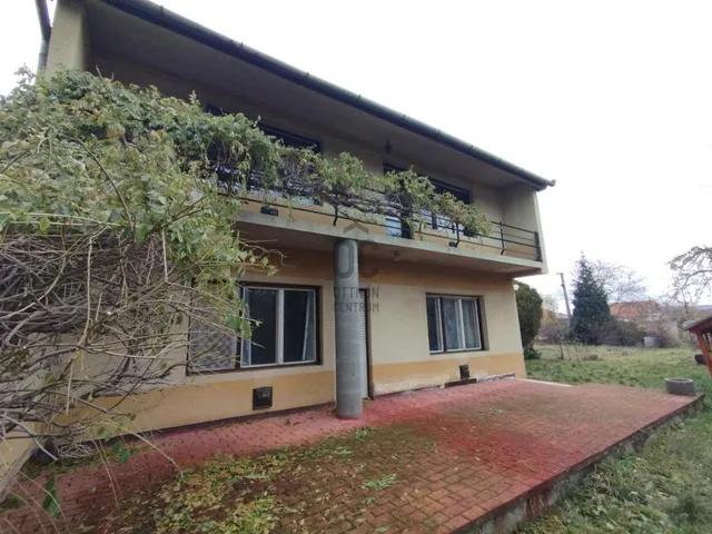 Eladó ház Balatonszemes 200 nm