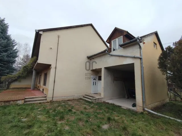 Eladó ház Balatonszemes 200 nm