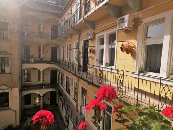 Eladó lakás Budapest VI. kerület, Nagykörúton kívüli terület 52 nm