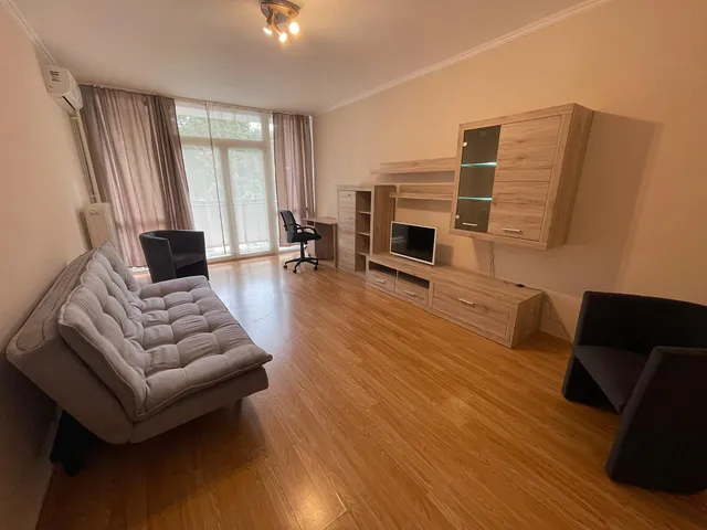 Kiadó lakás Pécs, Egyetemváros 52 nm