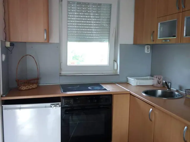 Kiadó lakás Pécs, Belváros, Jókai utca 36 nm