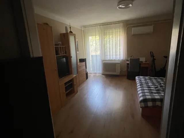 Eladó lakás Pécs, Egyetemváros 34 nm