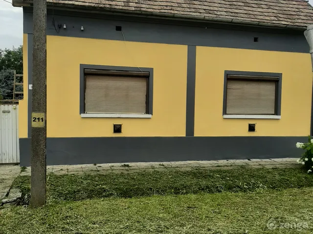 Eladó ház Bátaszék 120 nm