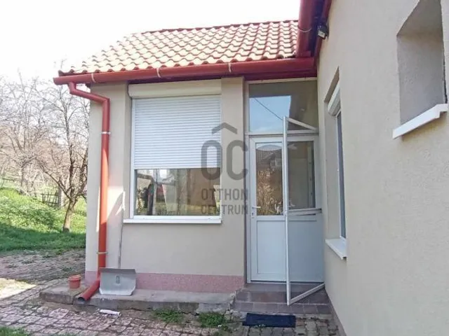 Eladó ház Pécs, Vasas 100 nm