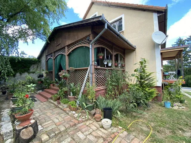 Eladó ház Zalavég 144 nm