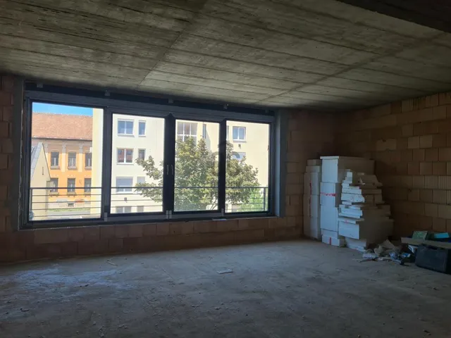 Eladó lakás Zalaegerszeg, Belváros 180 nm