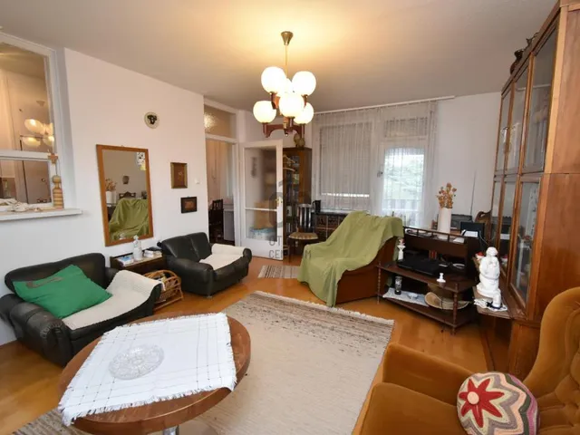 Eladó lakás Zalaegerszeg, Kertváros 91 nm