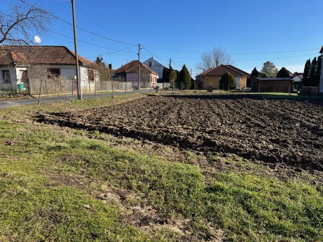 Eladó telek Zalaegerszeg, Ságod 845 nm