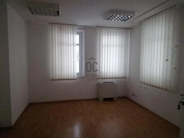 Eladó lakás Zalaegerszeg, Belváros 226 nm