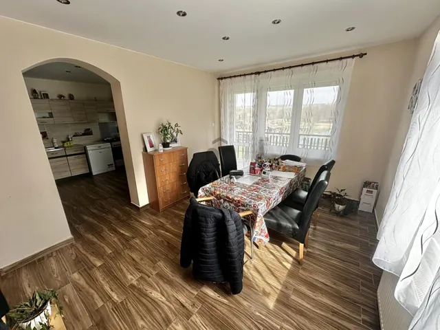 Eladó ház Kiskutas 140 nm