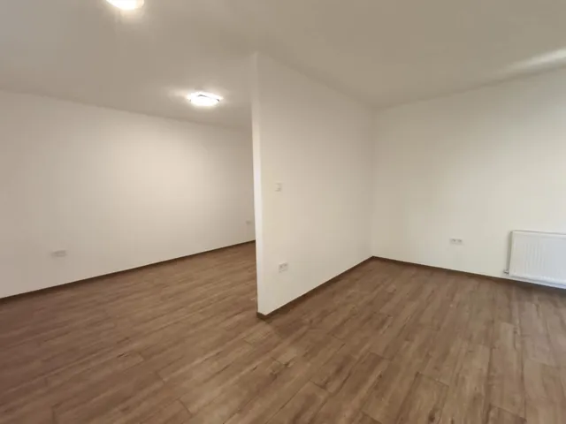 Eladó lakás Budapest III. kerület, Óbuda, Miklós tér 49 nm