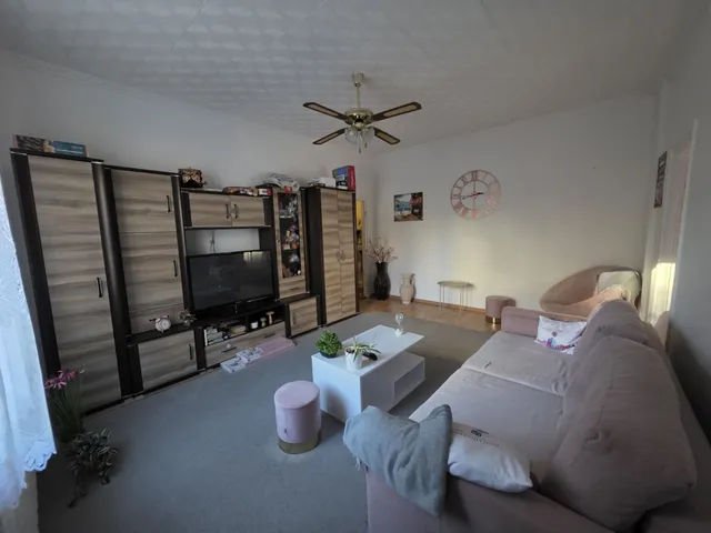 Eladó lakás Dunaújváros, Technikum városrész 53 nm