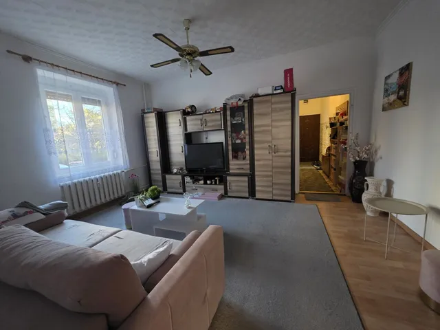 Eladó lakás Dunaújváros, Technikum városrész 53 nm