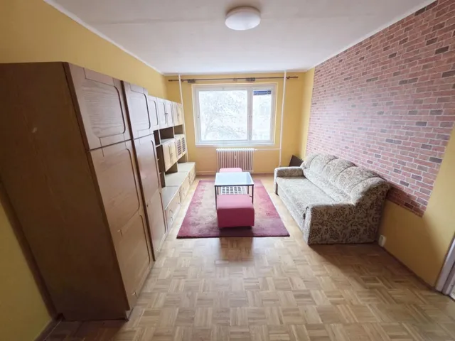 Eladó lakás Dunaújváros, Belváros 34 nm