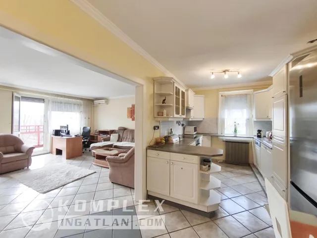 Eladó lakás Budapest III. kerület, Pók utcai lakótelep 73 nm