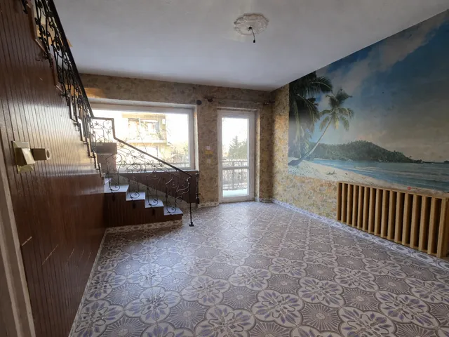 Eladó ház Dunaújváros, Újtelep, Kölcsey Ferenc utca 270 nm