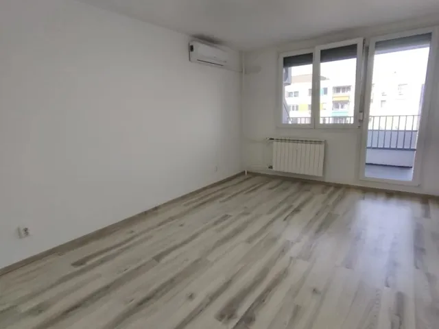 Eladó lakás Budapest III. kerület, Békásmegyer 50 nm