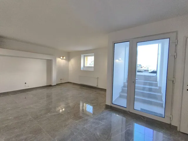 Eladó kereskedelmi és ipari ingatlan Budapest III. kerület, Óbuda 51 nm