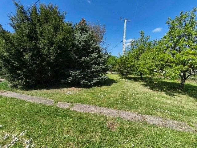 Eladó telek Budakalász 900 nm