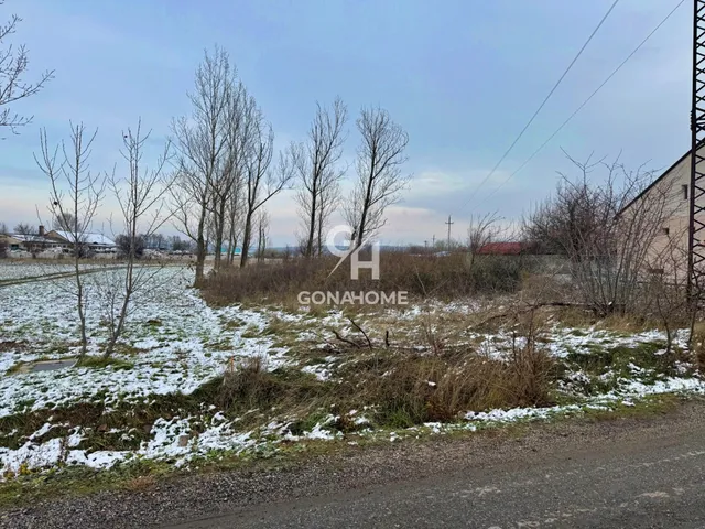 Eladó telek Öskü 1052 nm