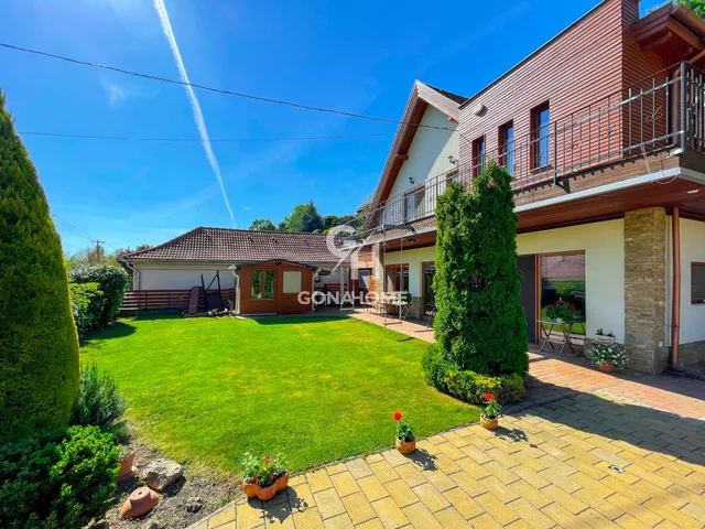 Eladó ház Balatonalmádi 260 nm