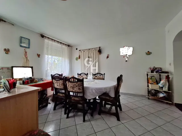 Eladó ház Berhida 180 nm