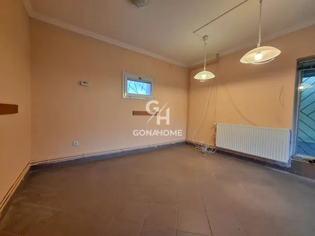 Eladó kereskedelmi és ipari ingatlan Várpalota, Tési Út 60 nm