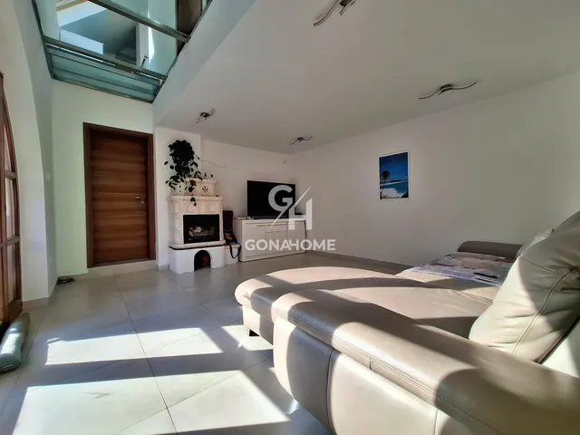 Eladó ház Veszprém 260 nm