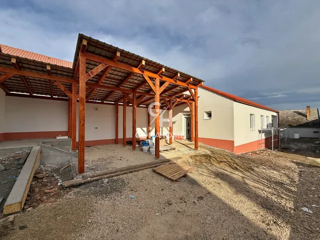 Eladó lakás Zirc 68 nm