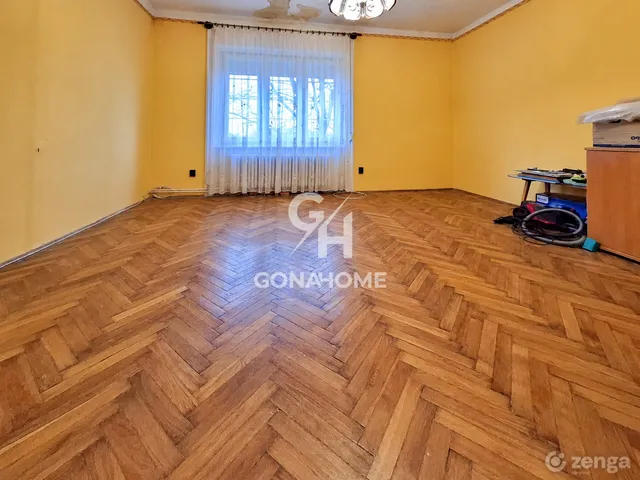 Eladó lakás Pétfürdő 137 nm