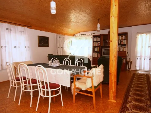 Eladó ház Balatonrendes 360 nm