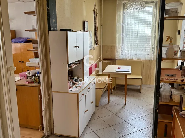 Eladó lakás Veszprém, Haszkovó utca 76 nm